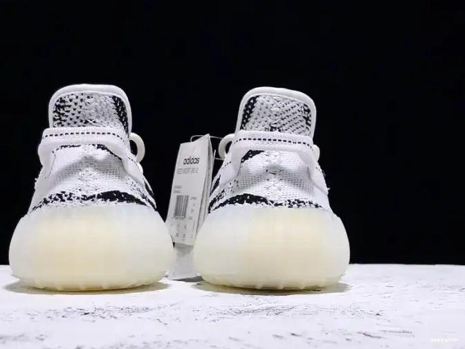 Boost White Zebra Adidas Yeezy CP9654 350 V2 Black 0511